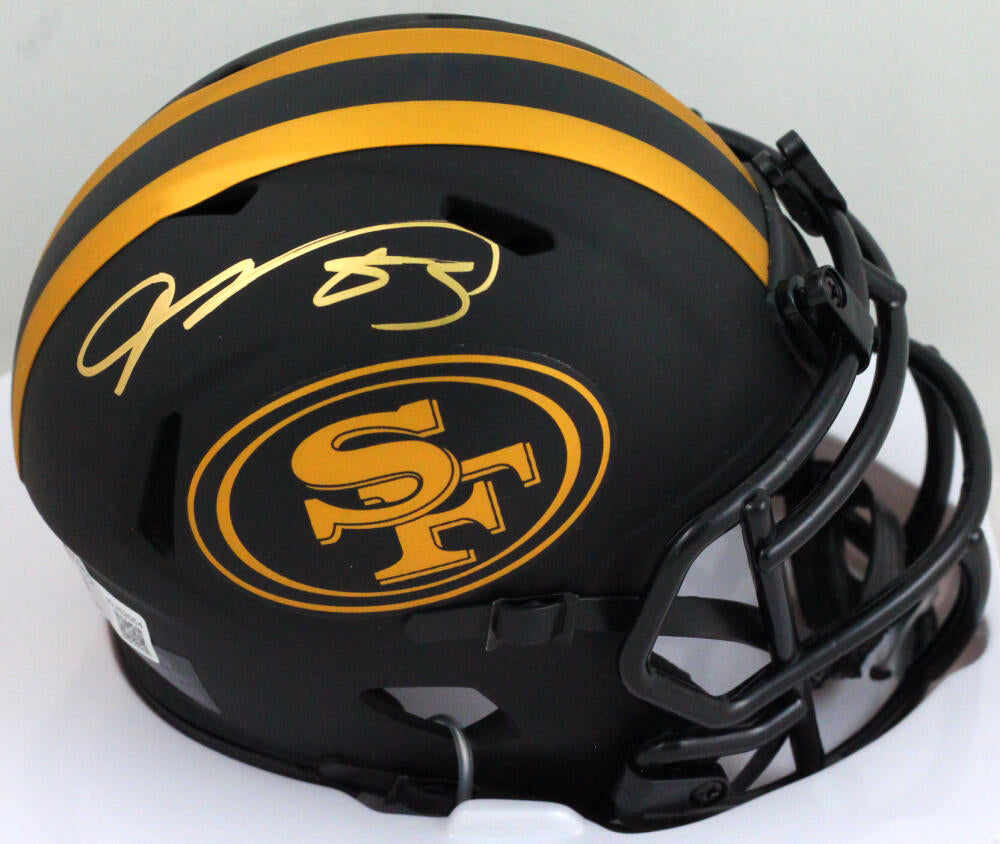 Vernon Davis Autographed 49ers Eclipse Speed Mini Helmet- Beckett W *Gold