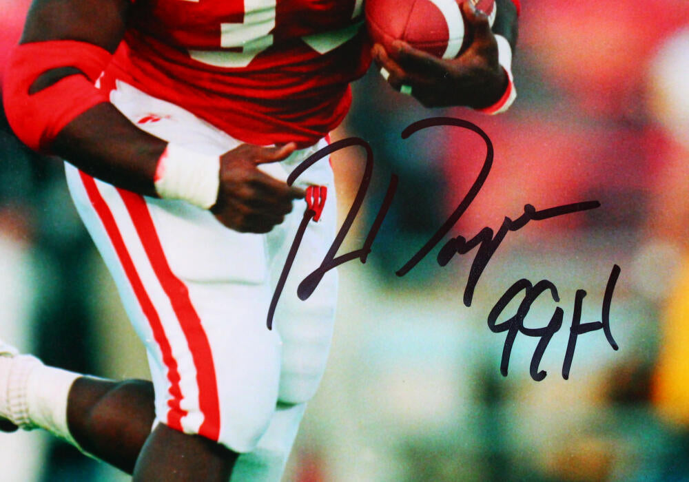 Ron Dayne Autographed Wisconsin Badgers 8x10 Running Photo w/99H-Prova *Silver Image 2