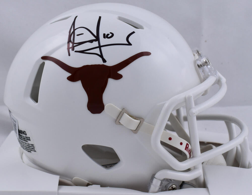 Vince Young Autographed Texas Longhorns Speed Mini Helmet - Beckett W Hologram *Black Image 1