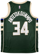 Milwaukee Bucks Giannis Antetokounmpo Autographed Green Nike Jersey Size L Beckett BAS QR Stock #197447