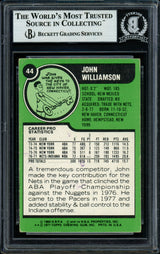 Super John Williamson Autographed 1977-78 Topps Card #44 New Jersey Nets Beckett BAS #11482193