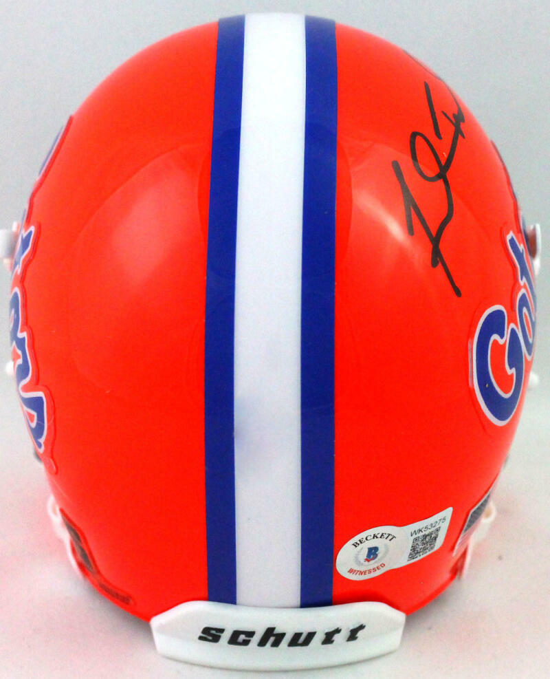 Fred Taylor Autographed Florida Gators Schutt Mini Helmet- Beckett W *Black