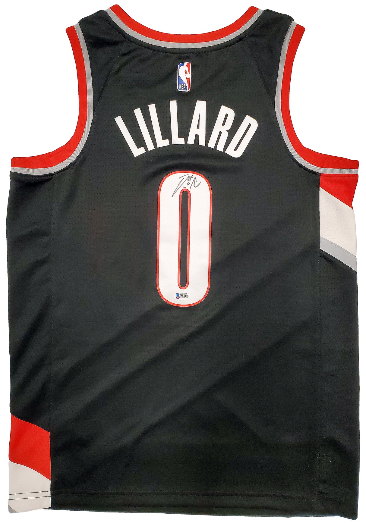 Portland Trail Blazers Damian Lillard Autographed Black Nike Jersey Size M Beckett BAS Stock #195899