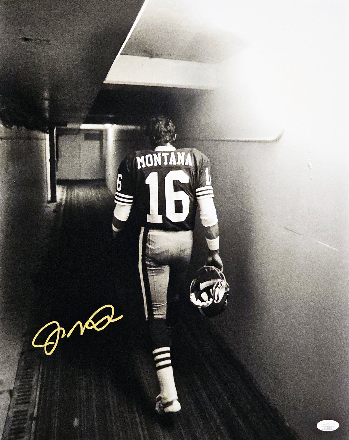 Joe Montana Autographed 16x20 Photo San Francisco 49ers JSA Stock #216964