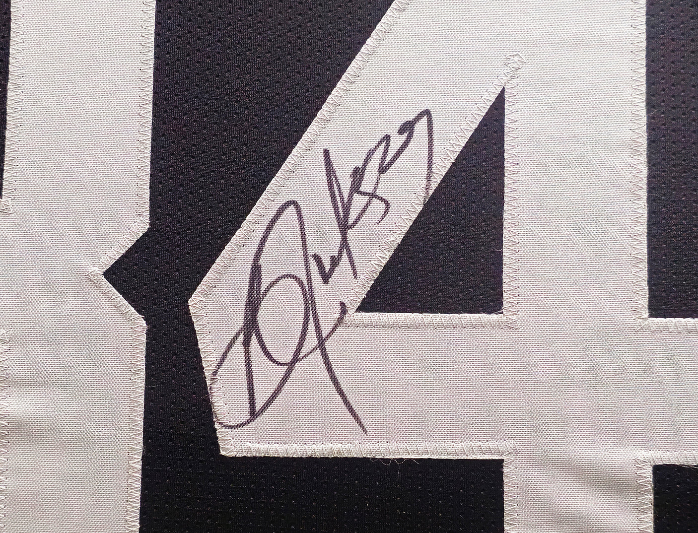 Oakland Raiders Bo Jackson Autographed Framed Black Jersey Beckett BAS Witness Stock #234030