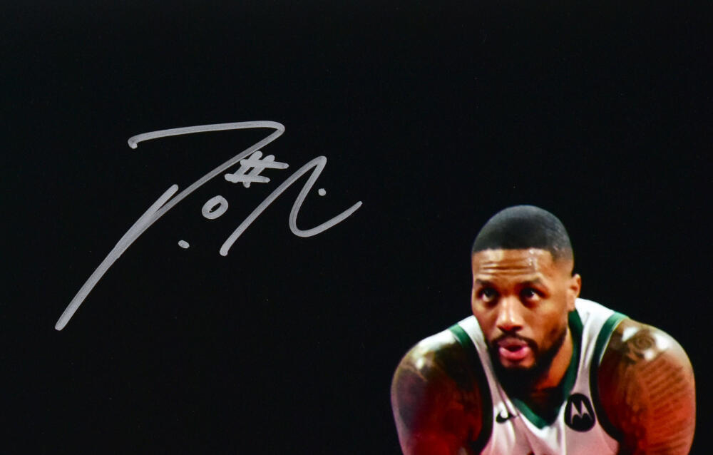 Giannis Antetokounmpo Damian Lillard Signed Bucks 16x20 Photo-Beckett W Holo