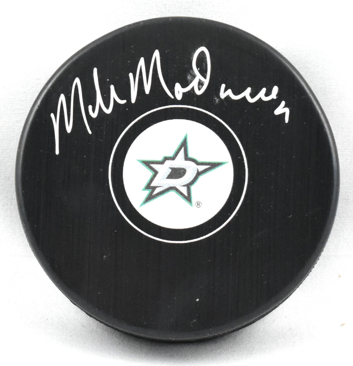 Mike Modano Autographed Dallas Stars NHL Hockey Puck Beckett W Hologram *Silver