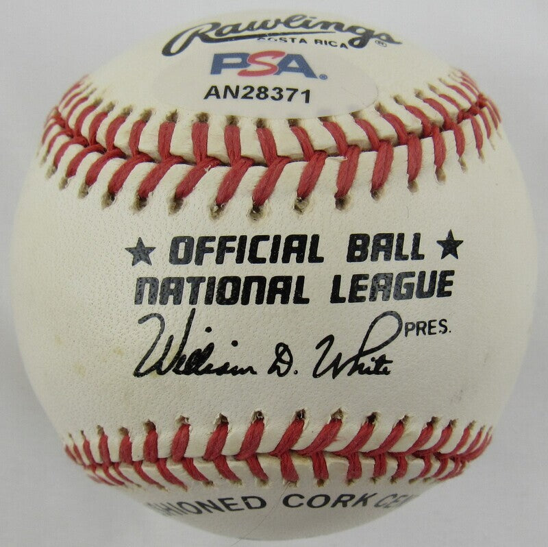 Hank Aaron Signed Auto Autograph Baseball PSA AN28371