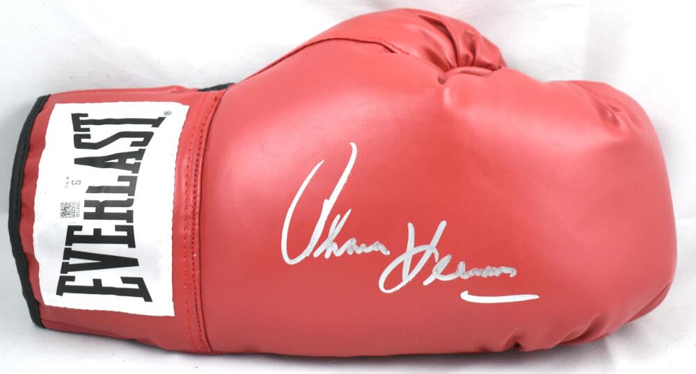 Tommy Hearns Signed Red Everlast Boxing Glove *Right- Beckett W Hologram *Silver