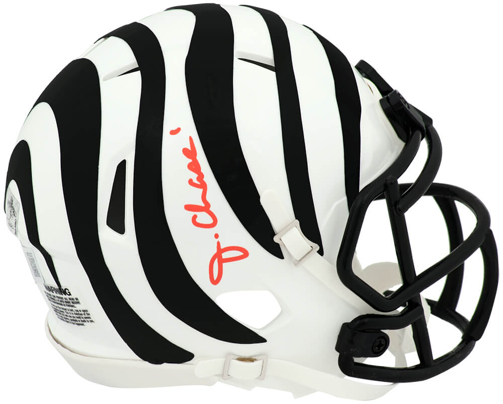 Ja'Marr Chase Signed Cincinnati Bengals Alternate White Riddell Speed Mini Helmet (Beckett)