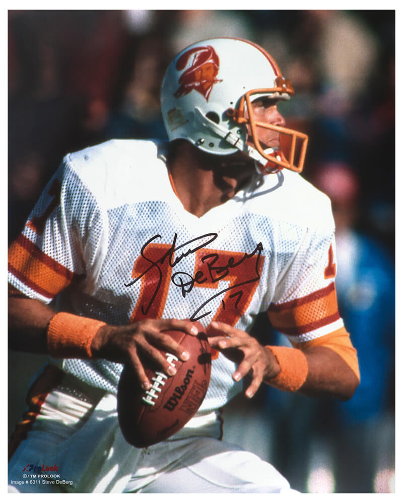 Steve DeBerg Signed Tampa Bay Buccaneers Dropback Action 16x20 Photo