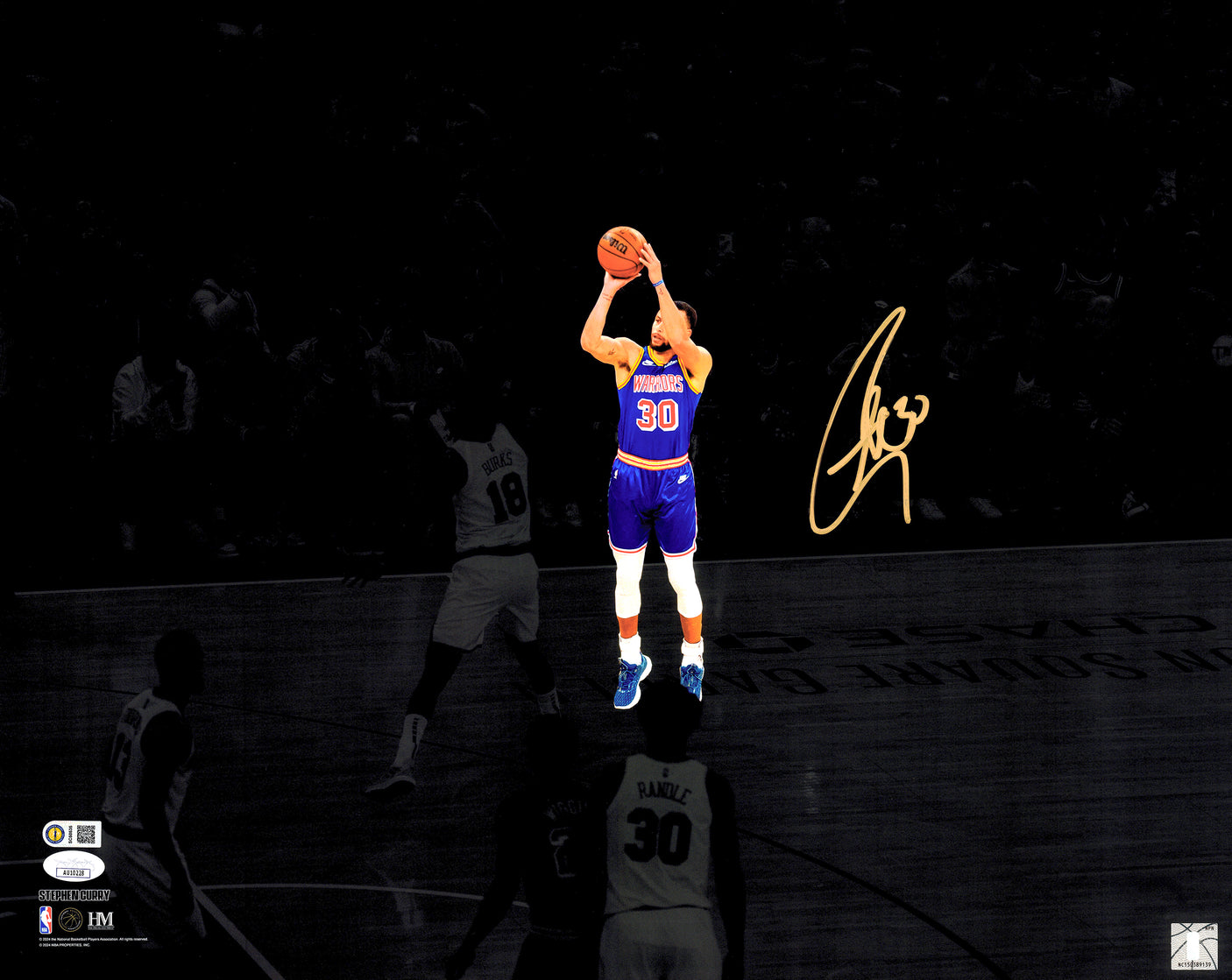 Stephen Curry Autographed 16x20 Photo Golden State Warriors Spotlight JSA Stock #235479