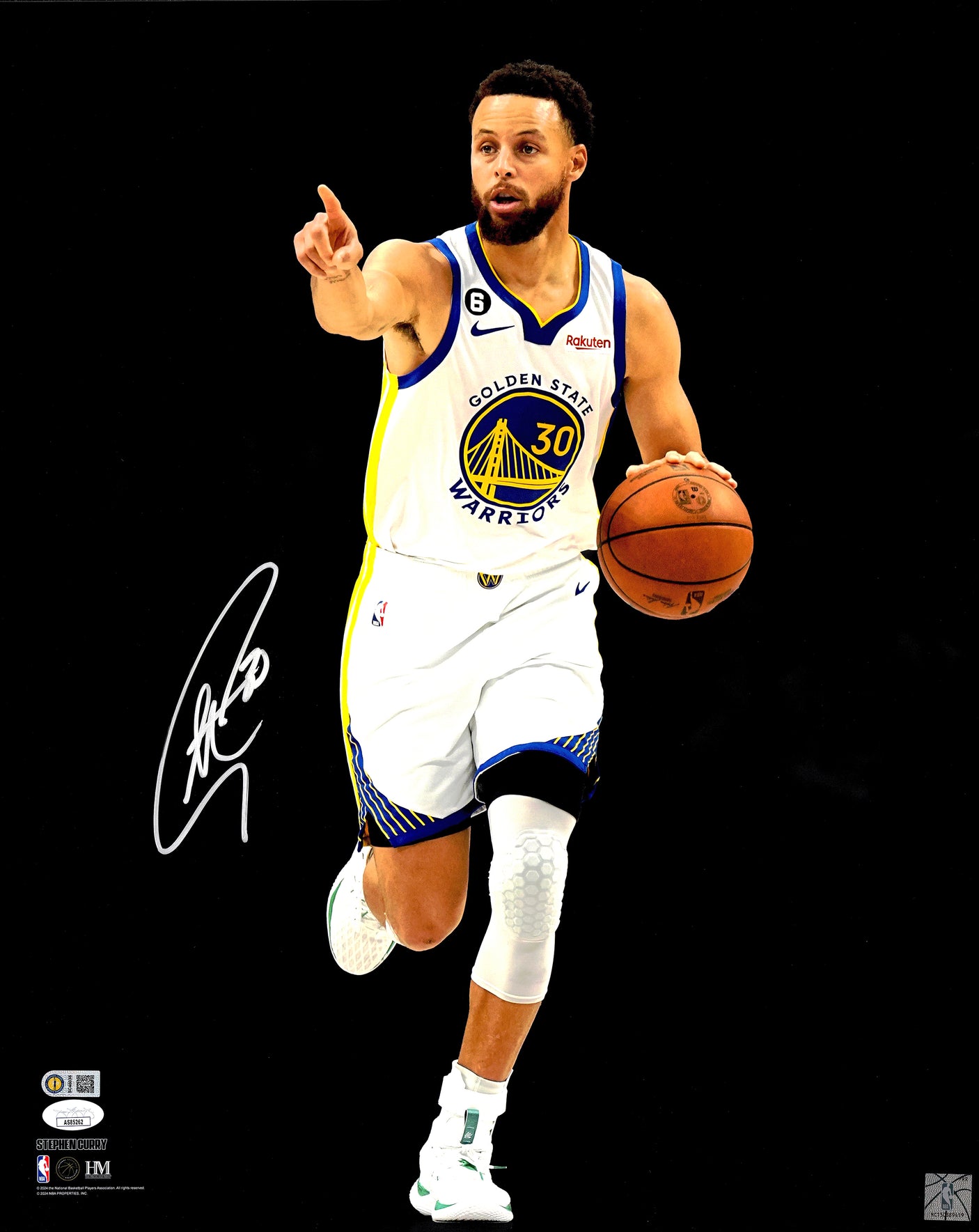 Stephen Curry Autographed 16x20 Photo Golden State Warriors Spotlight JSA Stock #235483