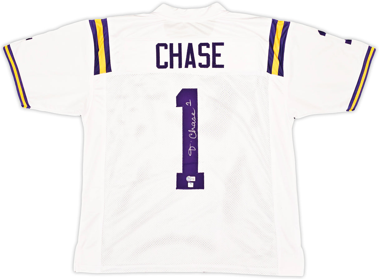 LSU Tigers Ja'Marr Chase Autographed White Jersey Beckett BAS Witness Stock #220608