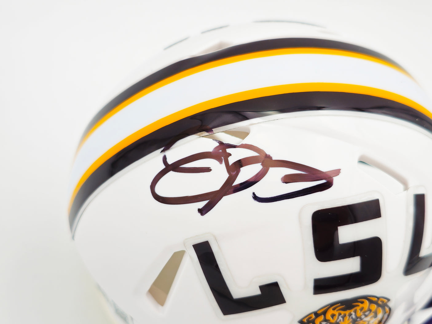 Odell Beckham Jr. Autographed LSU Tigers White Speed Mini Helmet Beckett BAS Witness Stock #235090