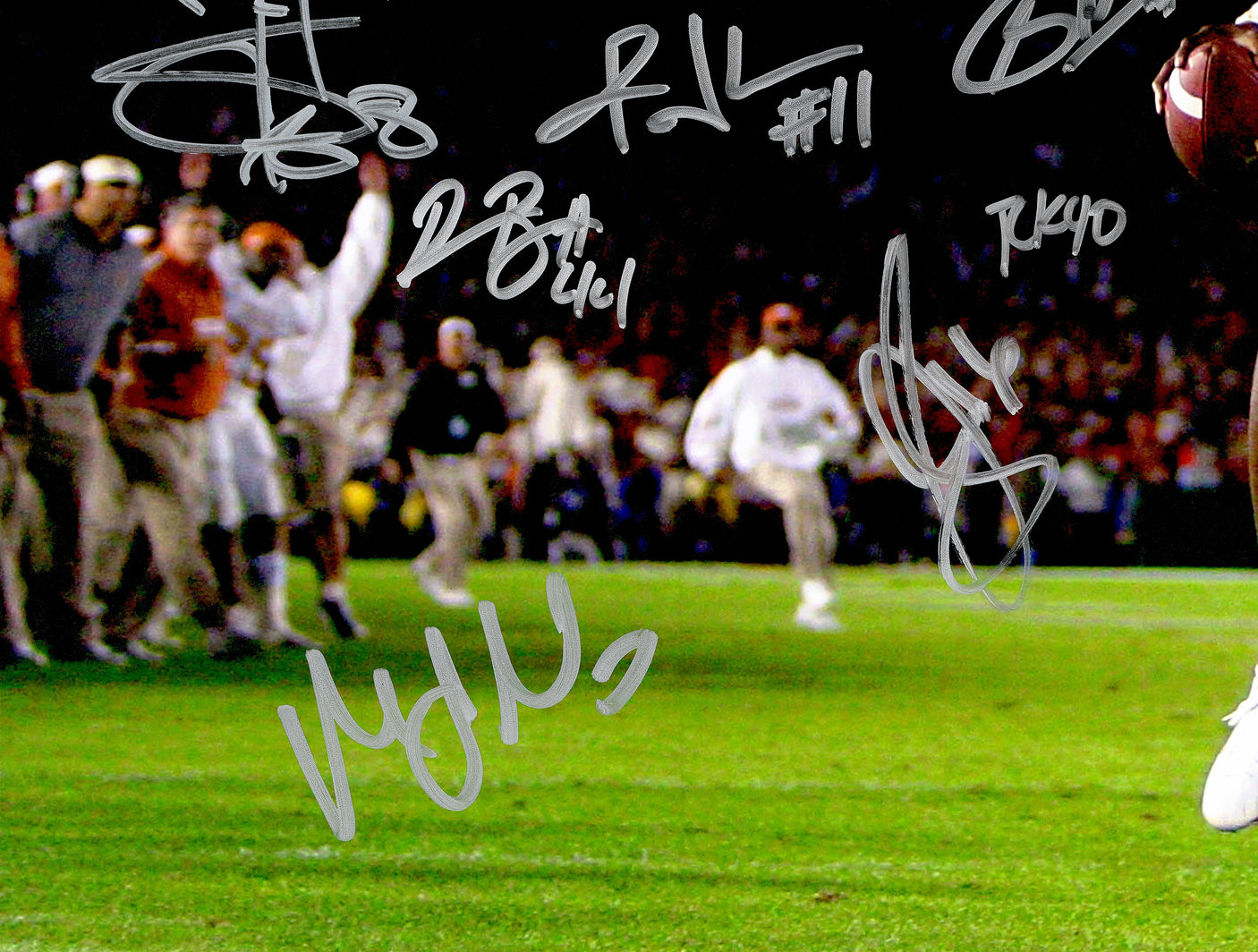 2005 CFB National Champions Texas Longhorns Autographed 16x20 Photo With 24 Signatures Including Vince Young Beckett BAS QR Stock #234968