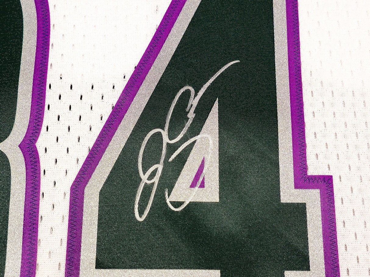 Milwaukee Bucks Ray Allen Autographed White Authentic Mitchell & Ness 1996-97 Ray Allen HWC Swingman Jersey Size XL Beckett BAS Witness Stock #221294