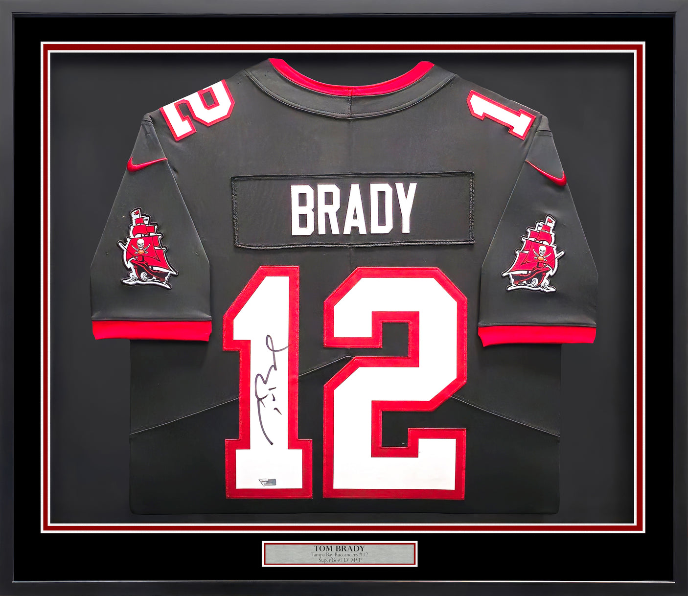 Tampa Bay Buccaneers Tom Brady Autographed Framed Grey Authentic Nike Jersey Fanatics Holo #AA0104682