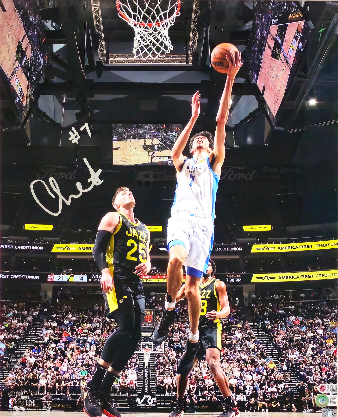 Chet Holmgren Autographed Framed 16x20 Photo Oklahoma City Thunder Beckett BAS Witness #1W125998