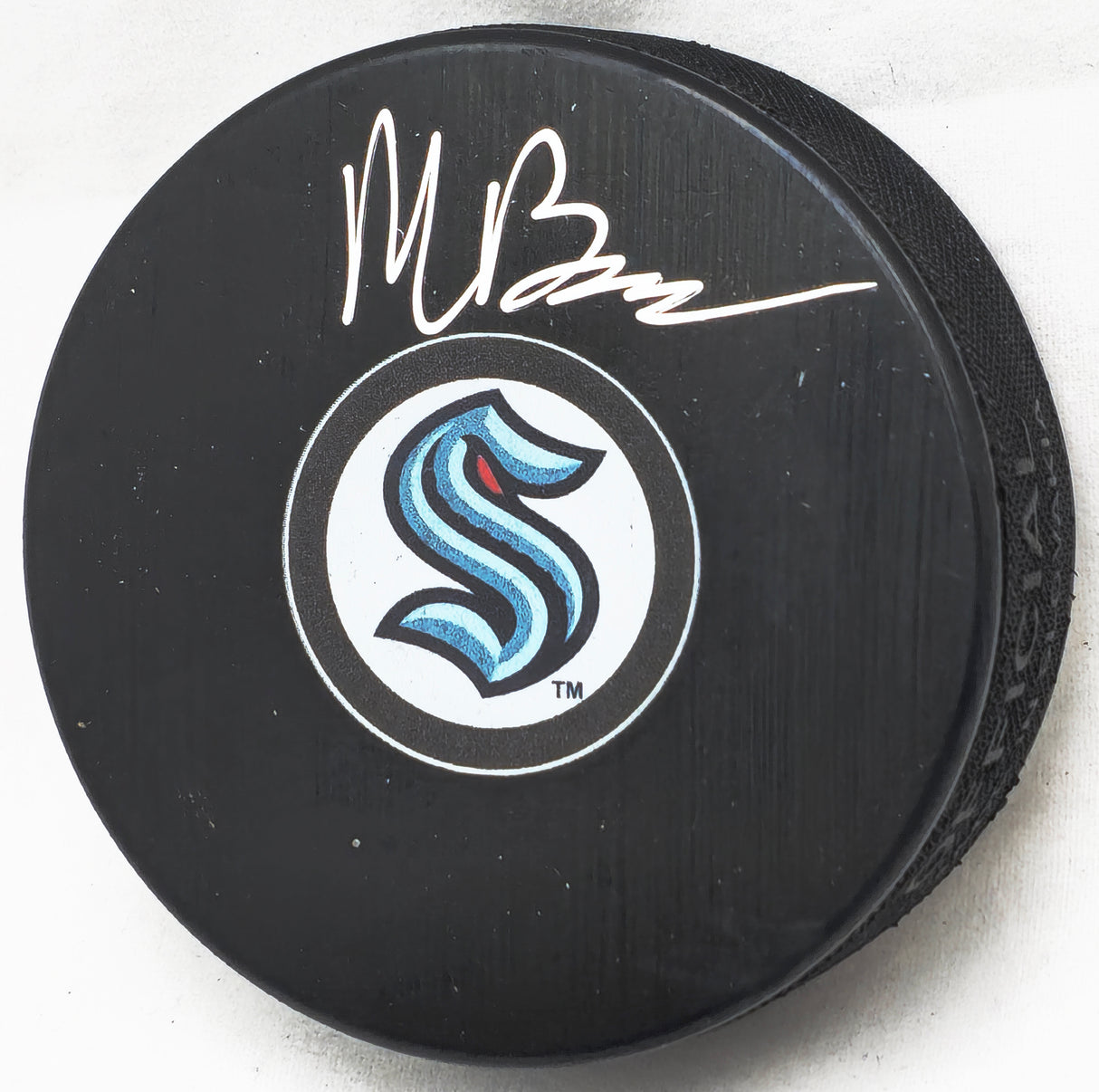 Matty Beniers Autographed Seattle Kraken Logo Hockey Puck Fanatics Holo #B164924