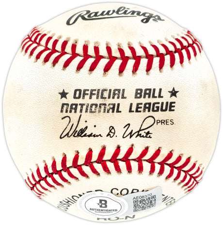 Willie Mays Autographed Official NL Baseball San Francisco Giants Beckett BAS #AE08370