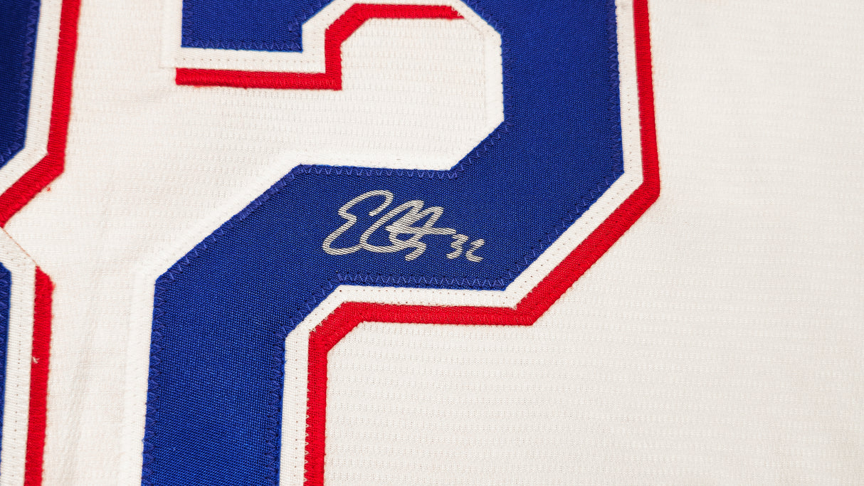 Texas Rangers Evan Carter Autographed White Nike Jersey Size XLT Beckett BAS Witness Stock #236693