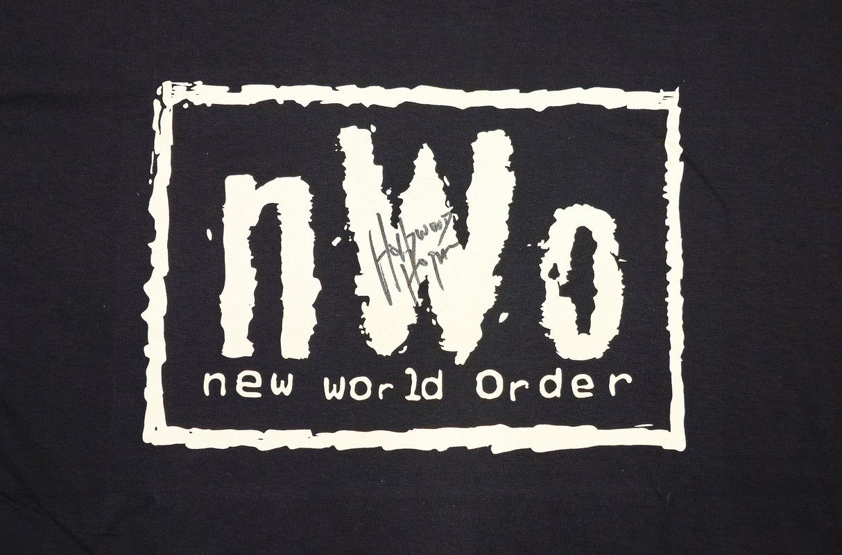 Hulk Hogan Autographed Black NWO T-Shirt WWE "Hollywood" JSA Stock #237068