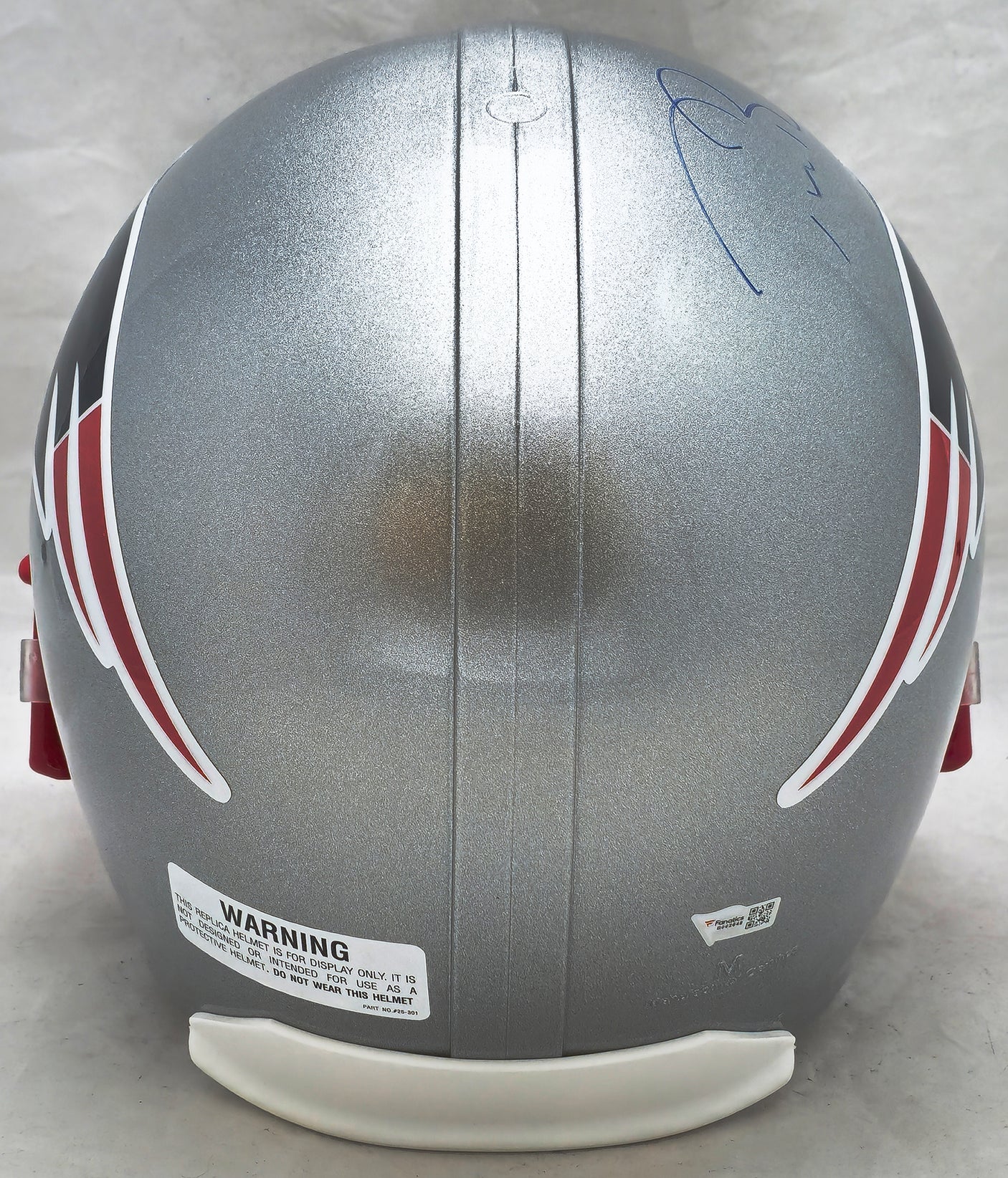 Tom Brady Autographed New England Patriots Silver Full Size Replica Helmet Fanatics Holo #B062648