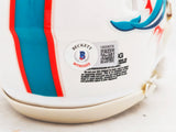 Tyreek Hill Autographed Miami Dolphins White Speed Mini Helmet Beckett BAS Witness Stock #222810