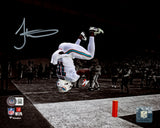 Tyreek Hill Autographed 8x10 Photo Miami Dolphins Spotlight Selfie Backflip Beckett BAS Witness Stock #222815