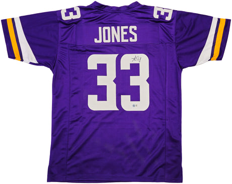 Minnesota Vikings Aaron Jones Autographed Purple Jersey Beckett BAS Witness Stock #238330