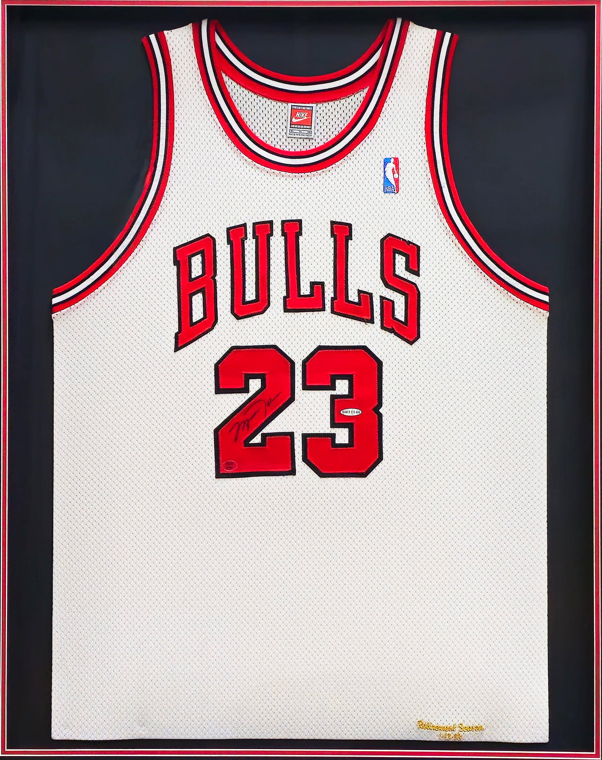 Chicago Bulls Michael Jordan Autographed Framed White Nike Authentic 1998-99 Retirement Season Jersey Beckett BAS & UDA Holo #BAF78946