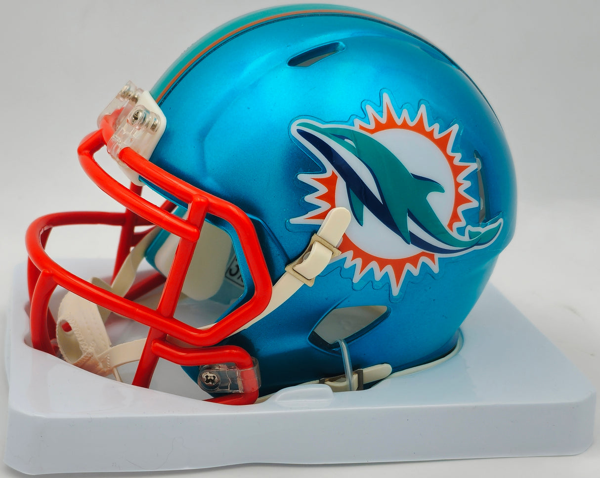 Tyreek Hill Autographed Miami Dolphins Flash Teal Speed Mini Helmet Beckett BAS Witness #WU95770