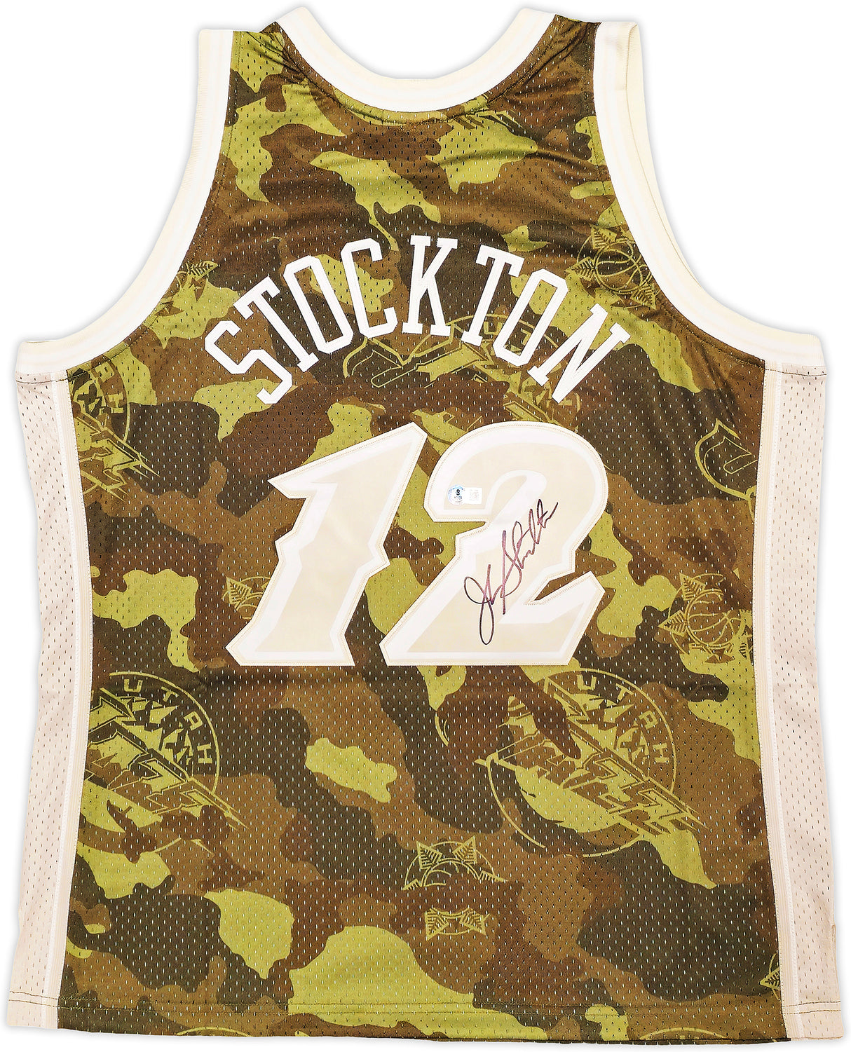 Utah Jazz John Stockton Autographed Green Authentic Mitchell & Ness 1998-99 Hardwood Classic Swingman Ghost Camo Jersey Size XL Beckett BAS Witness Stock #224349