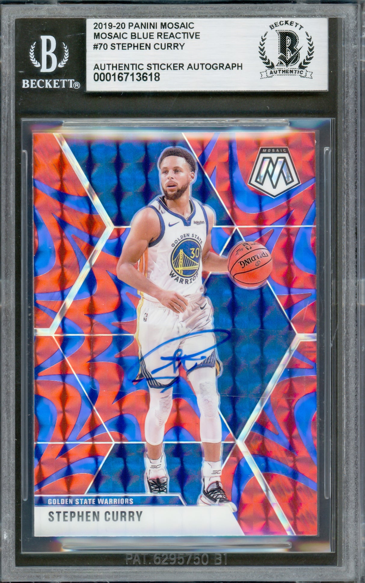 Stephen Curry Autographed 2019-20 Mosaic Prizm Reactive Blue Card #70 Golden State Warriors Beckett BAS Stock #228001