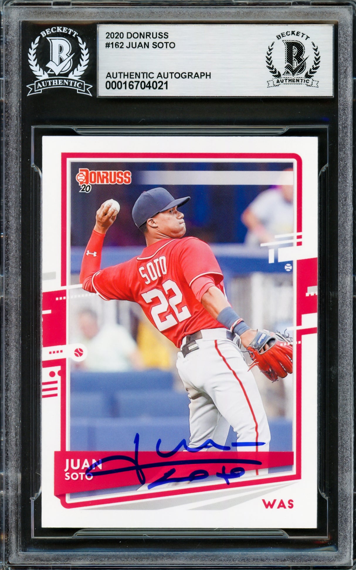 Juan Soto Autographed 2020 Donruss Card #162 New York Yankees Beckett BAS Stock #228030