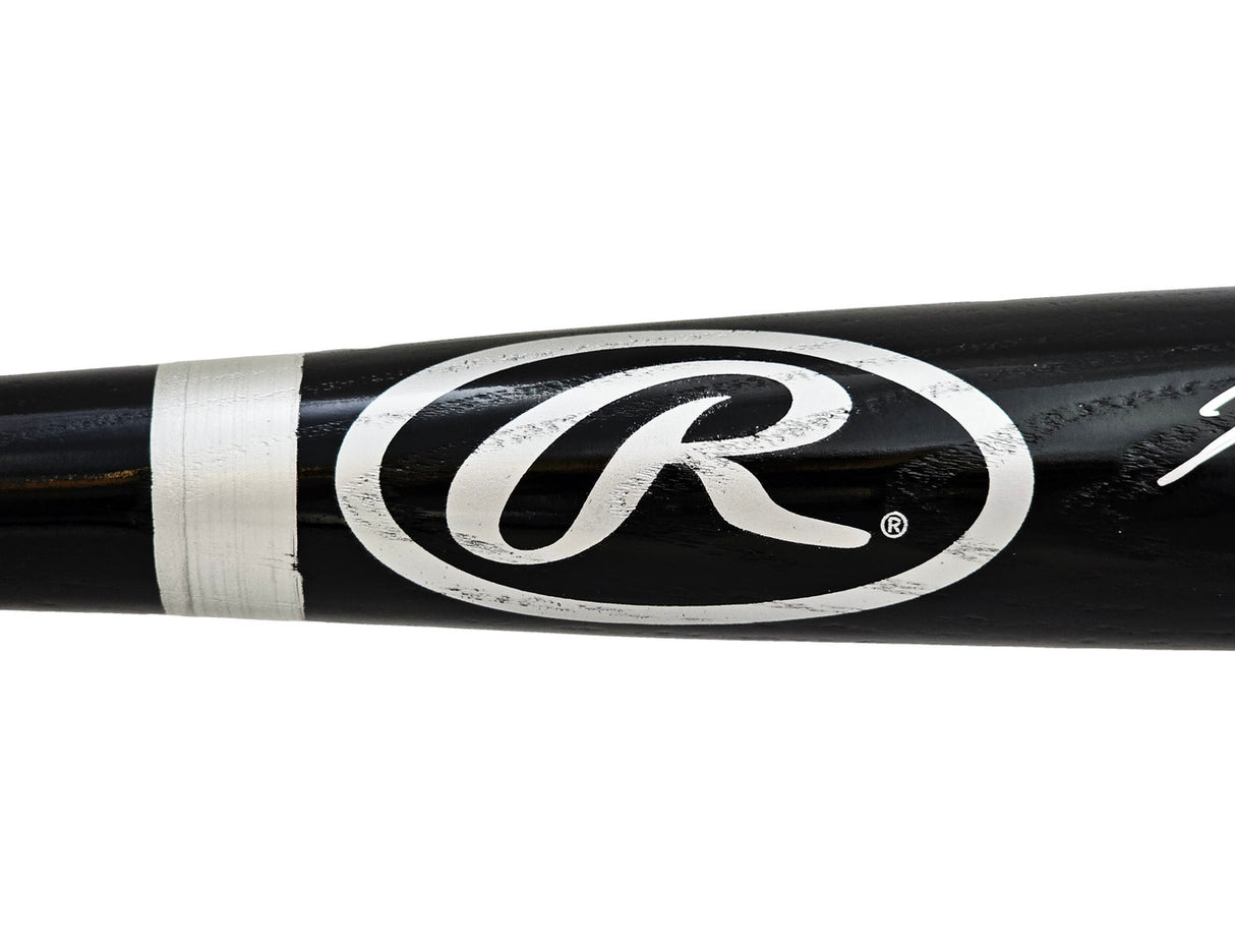 Salvador Perez Autographed Black Rawlings Pro Bat Kansas City Royals Beckett BAS Witness Stock #216051