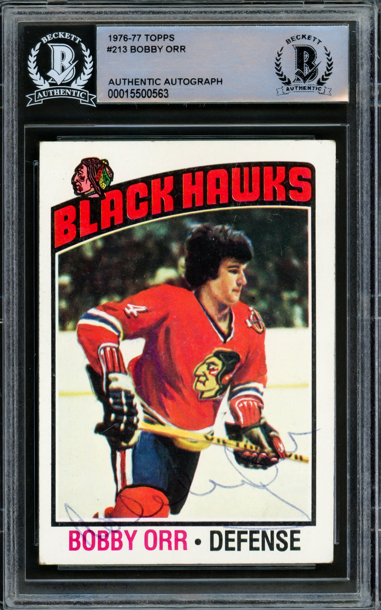 Bobby Orr Autographed 1976-77 Topps Card #213 Chicago Black Hawks Beckett BAS #15500563