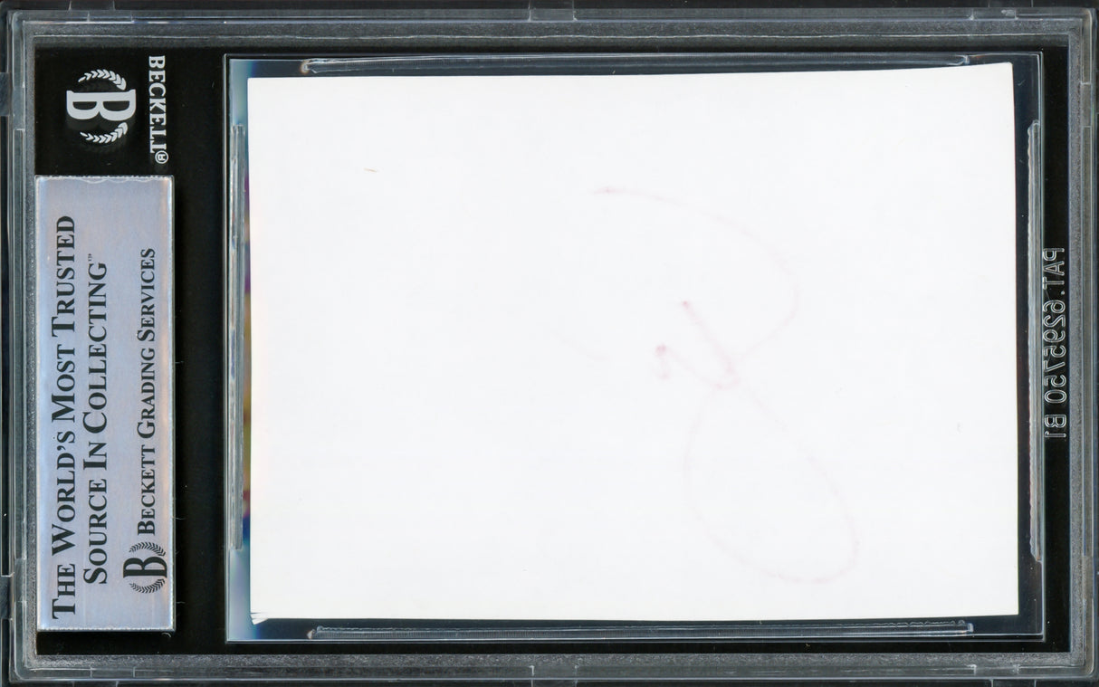 Serena Williams Autographed 2.5x3.5 Cut Signature Red Beckett BAS #15867642