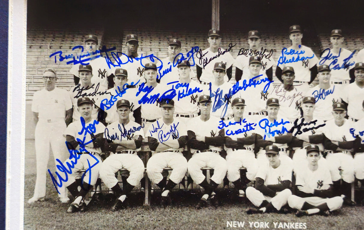 1961 World Series Champions New York Yankees Autographed Framed 8x10 Photo With 27 Signatures Including Mickey Mantle JSA #BB89296