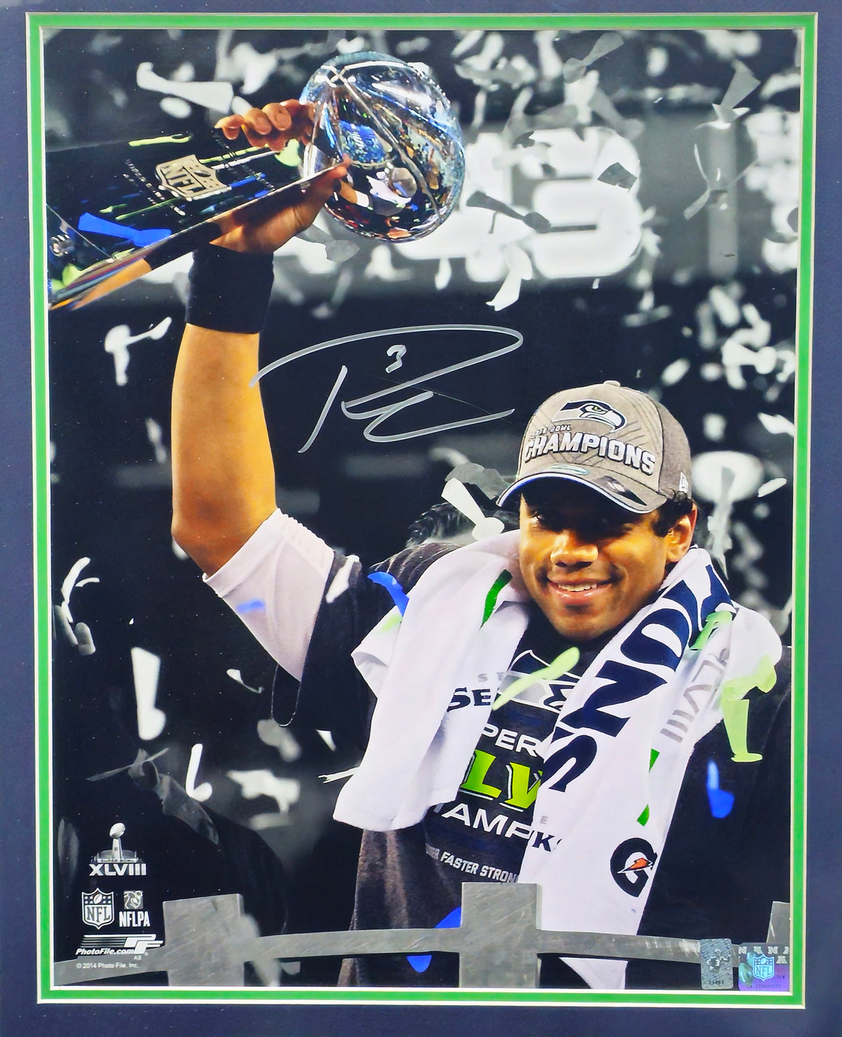 Russell Wilson Autographed Framed 16x20 Photo Seattle Seahawks Super Bowl 48 XVIII Trophy RW Holo #33483