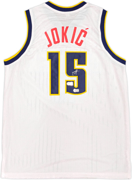 Denver Nuggets Nikola Jokic Autographed White Jersey Beckett BAS Witness Stock #234049