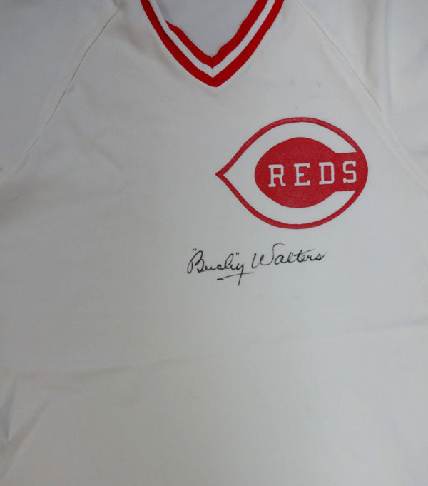 Cincinnati Reds Bucky Walters Autographed White Jersey PSA/DNA #V11071