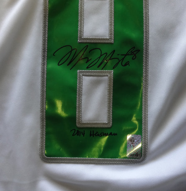 Oregon Ducks Marcus Mariota Autographed White Nike Jersey "2014 Heisman" Size M MM Holo Stock #89852