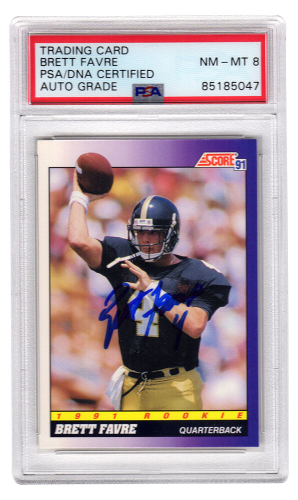 Brett Favre Signed 1991 Score Rookie Football Card #611 -(PSA Encapsulated / Auto Grade 8)