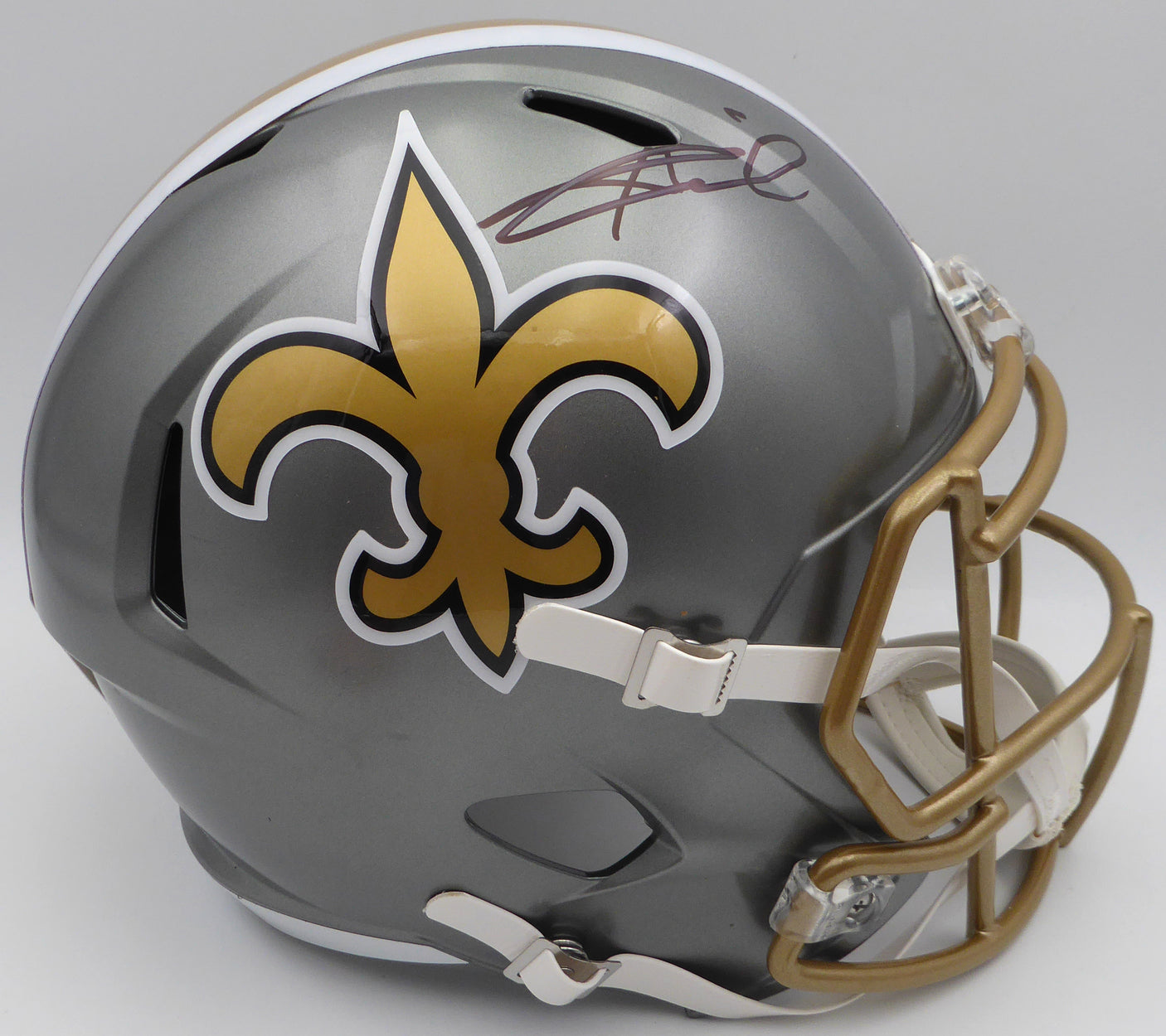 Alvin Kamara Autographed Flash Gold Full Size Replica Helmet New Orleans Saints Beckett BAS QR #1W403145