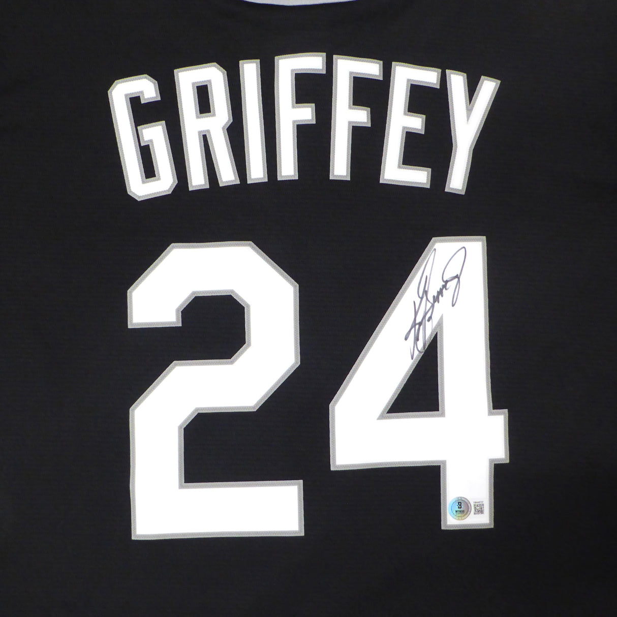 Seattle Mariners Ken Griffey Jr. Autographed Black Nike Jersey Beckett BAS QR #1W448737