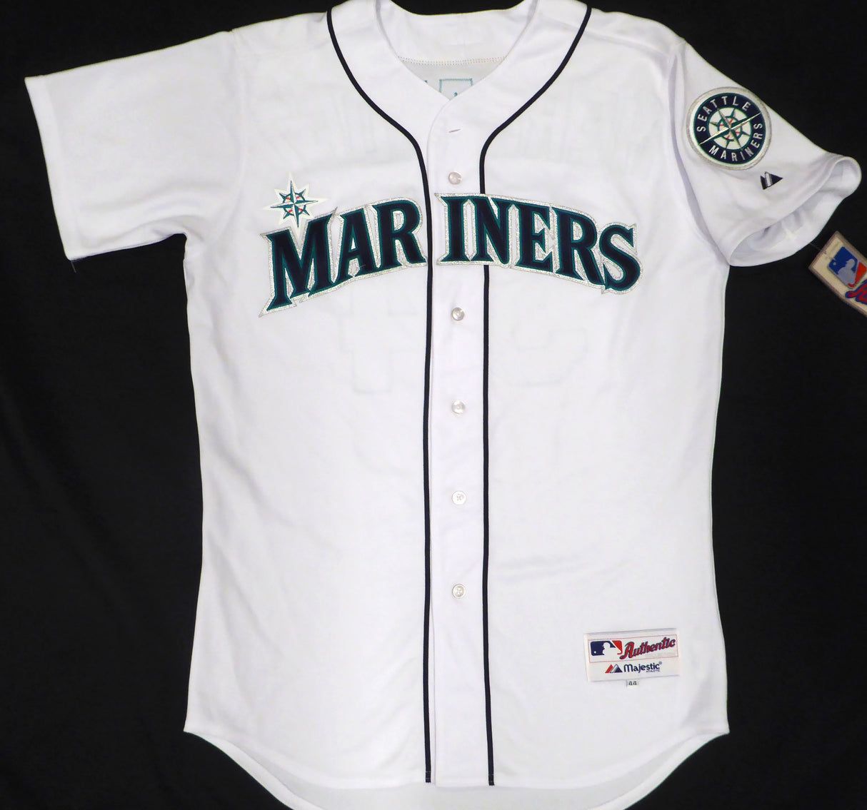 Seattle Mariners Felix Hernandez Autographed White Authentic Majestic Jersey Beckett BAS QR #BM37177