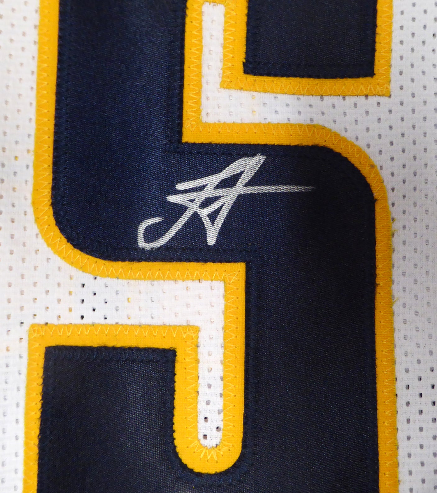 Denver Nuggets Nicola Jokic Autographed White Jersey Beckett BAS QR #BN13969