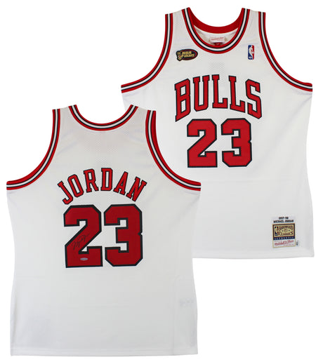 Bulls Michael Jordan Signed 97-98 White M&N HWC Authentic Jersey UDA #BAH83514